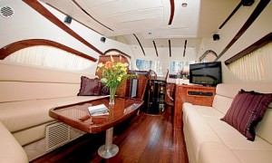 yachtcharter122711_2_innerbig